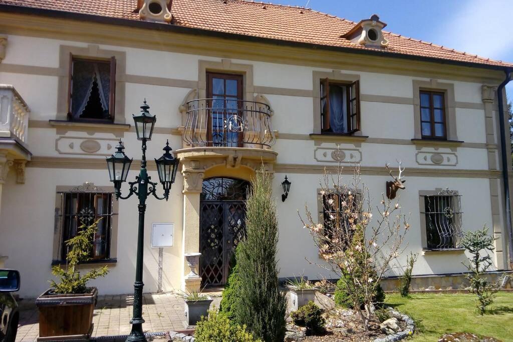 Zamecek Zdiky - Knizeci Apartman Bujanov Dış mekan fotoğraf
